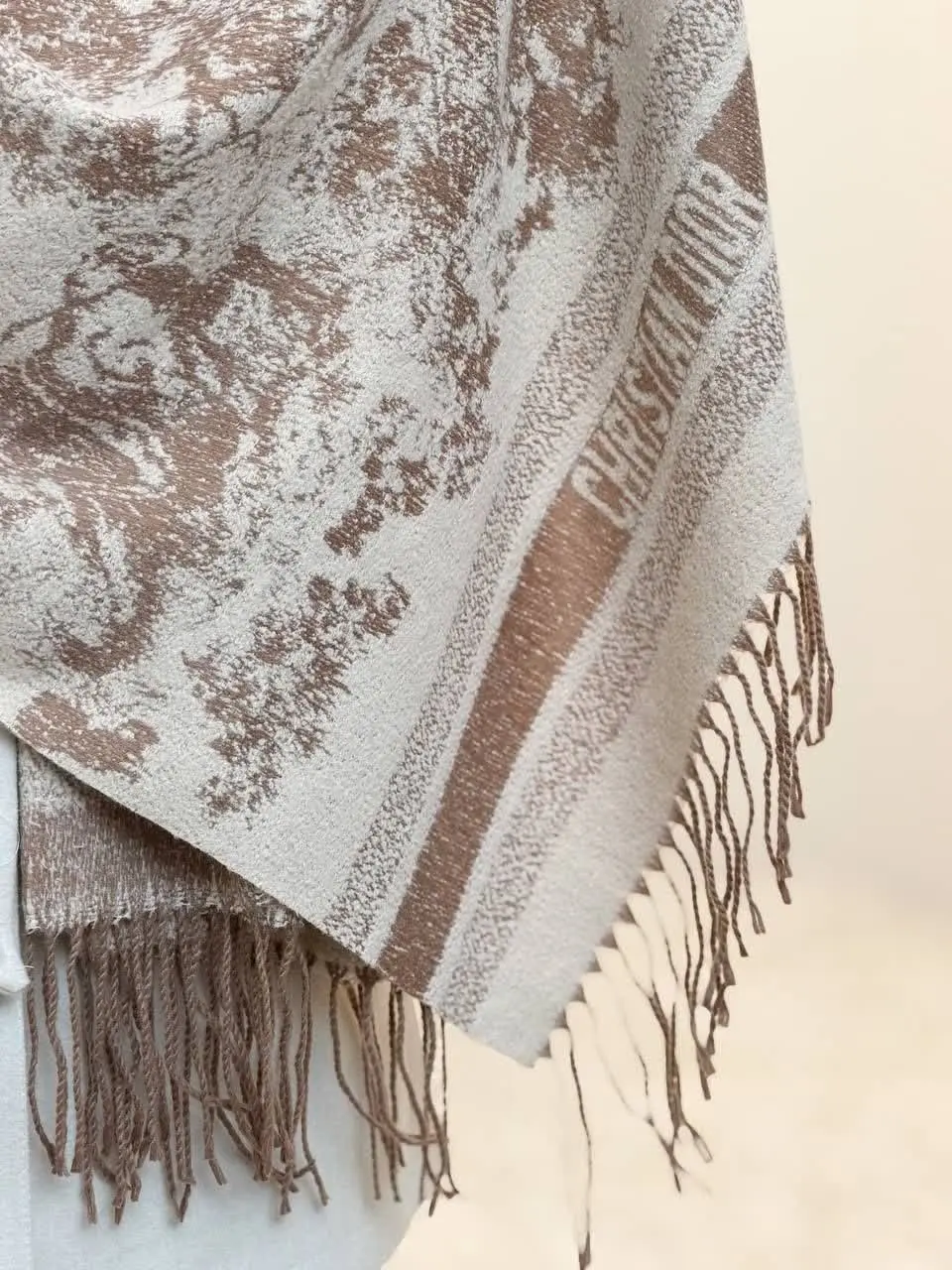 3736-شال موهر هوران